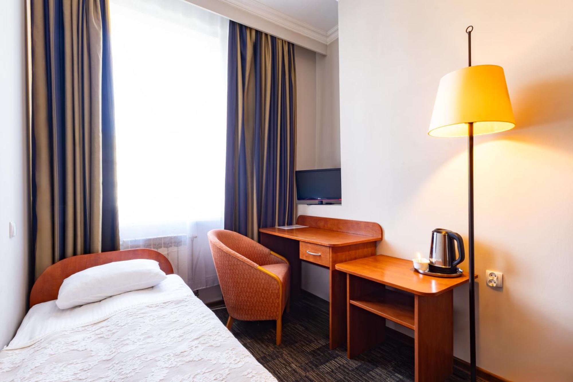 Noclegi Stadion Bed & Breakfast Varsó Kültér fotó