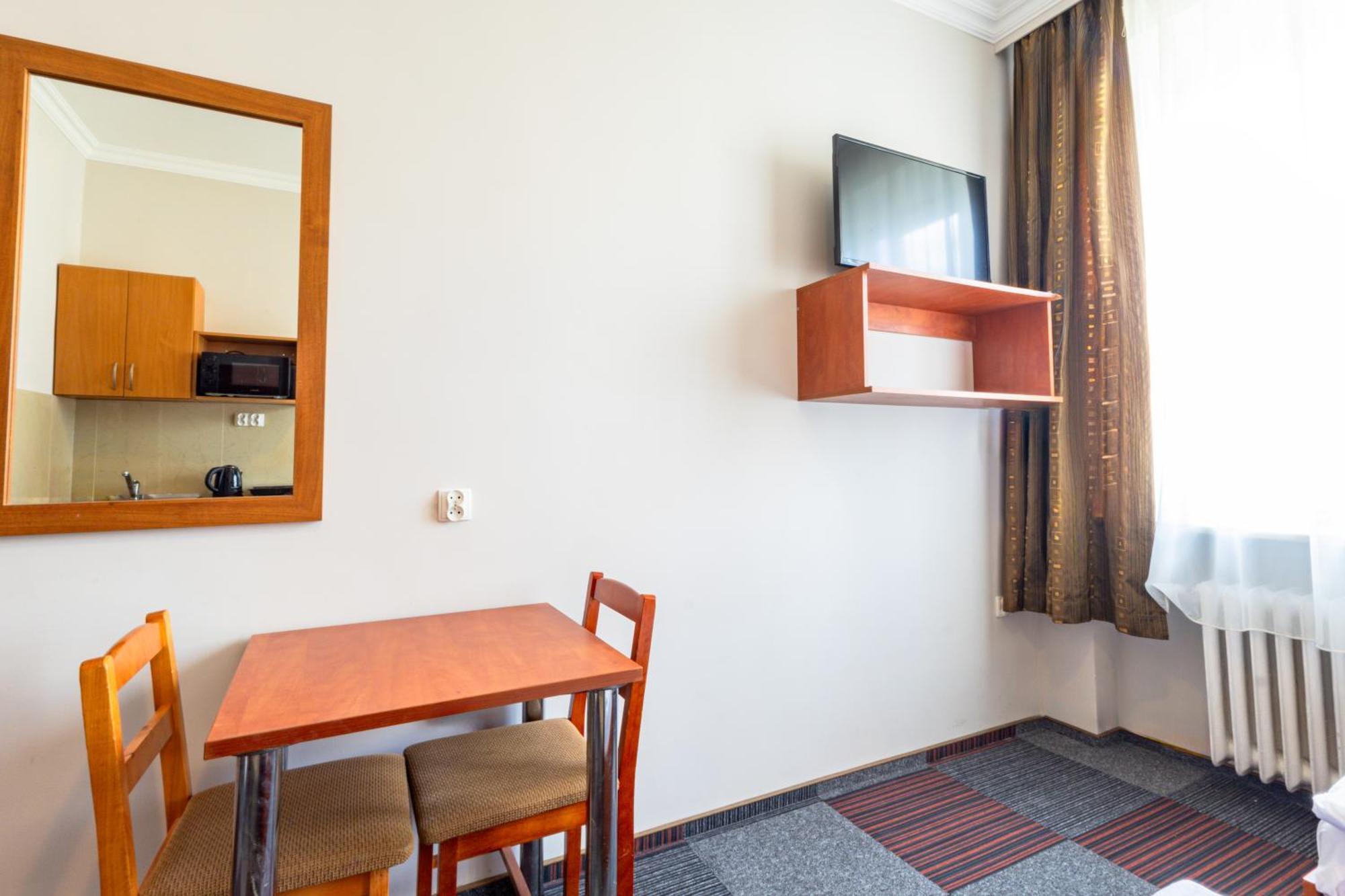 Noclegi Stadion Bed & Breakfast Varsó Kültér fotó